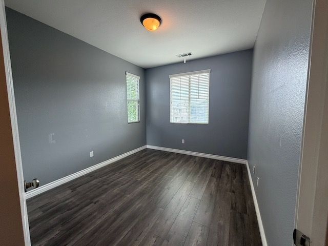 Building Photo - 41103 Portia St