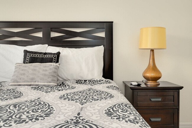 Building Photo - 835 Assembly Ct