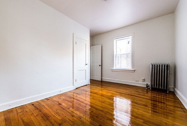 Building Photo - 7825 S Emerald Ave Chicago, IL 60620