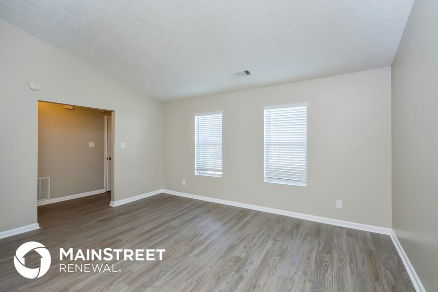 Building Photo - 634 Ridge Way