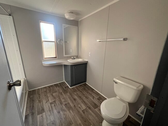 Building Photo - 295 Sawgrass Ct