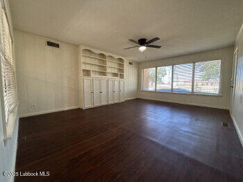 Building Photo - 8302 I-27
