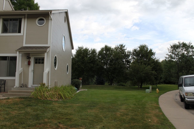 Building Photo - 4255 Westshore Way