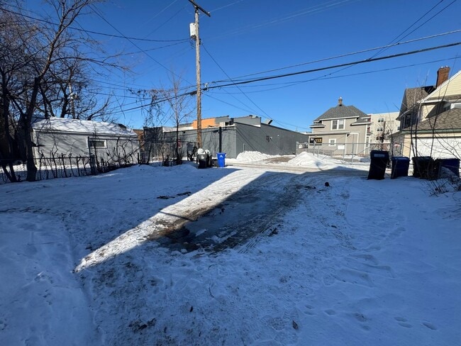 Building Photo - 787-789 Aurora Ave