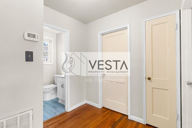 Building Photo - 16 Fortunate Dr