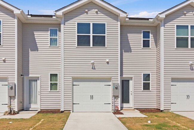 Building Photo - 1010 Bayard Wootten Way