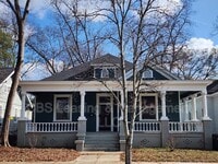 Building Photo - 2908 10th Ave