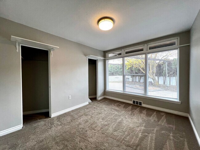 Building Photo - Non-Refundable & Security Deposit Total: $3000.00