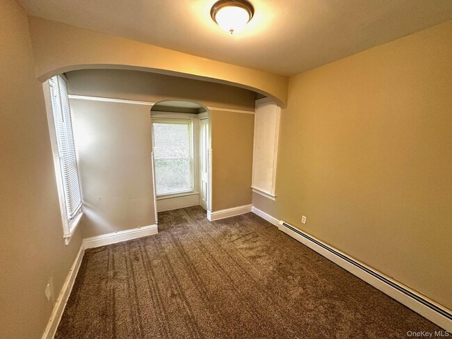 Building Photo - 181 Mansion St