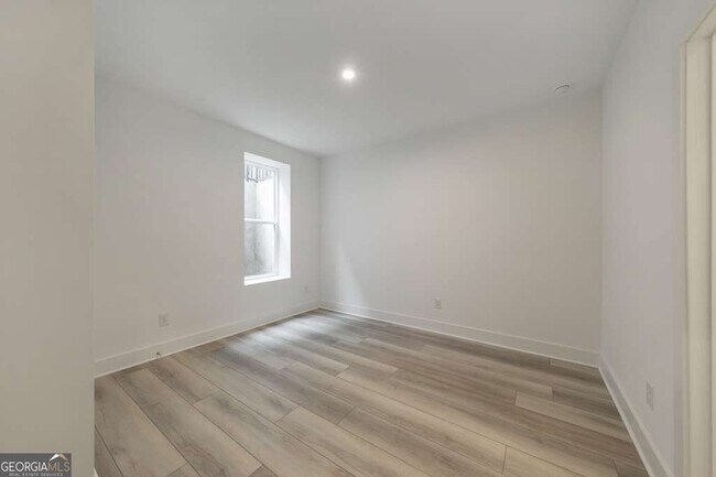 Building Photo - 517 Motivation Cir NW