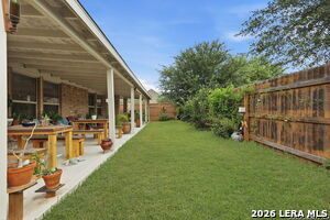 Building Photo - 12049 White River Dr
