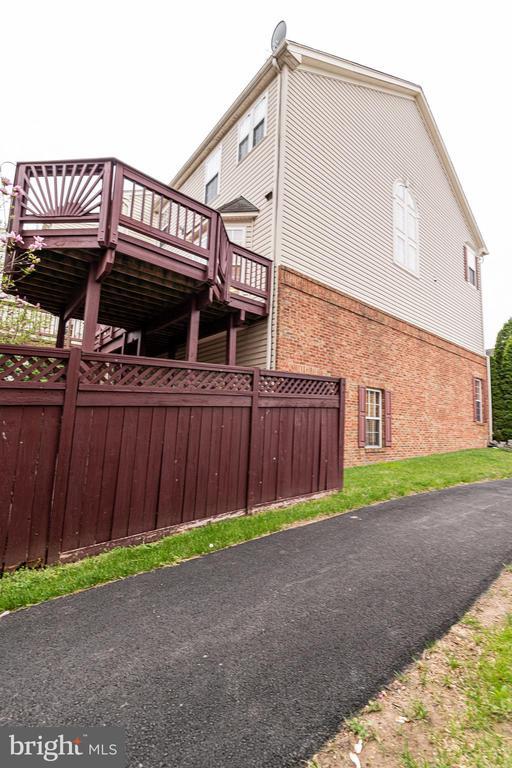 Building Photo - 13638 Cedar Run Ln