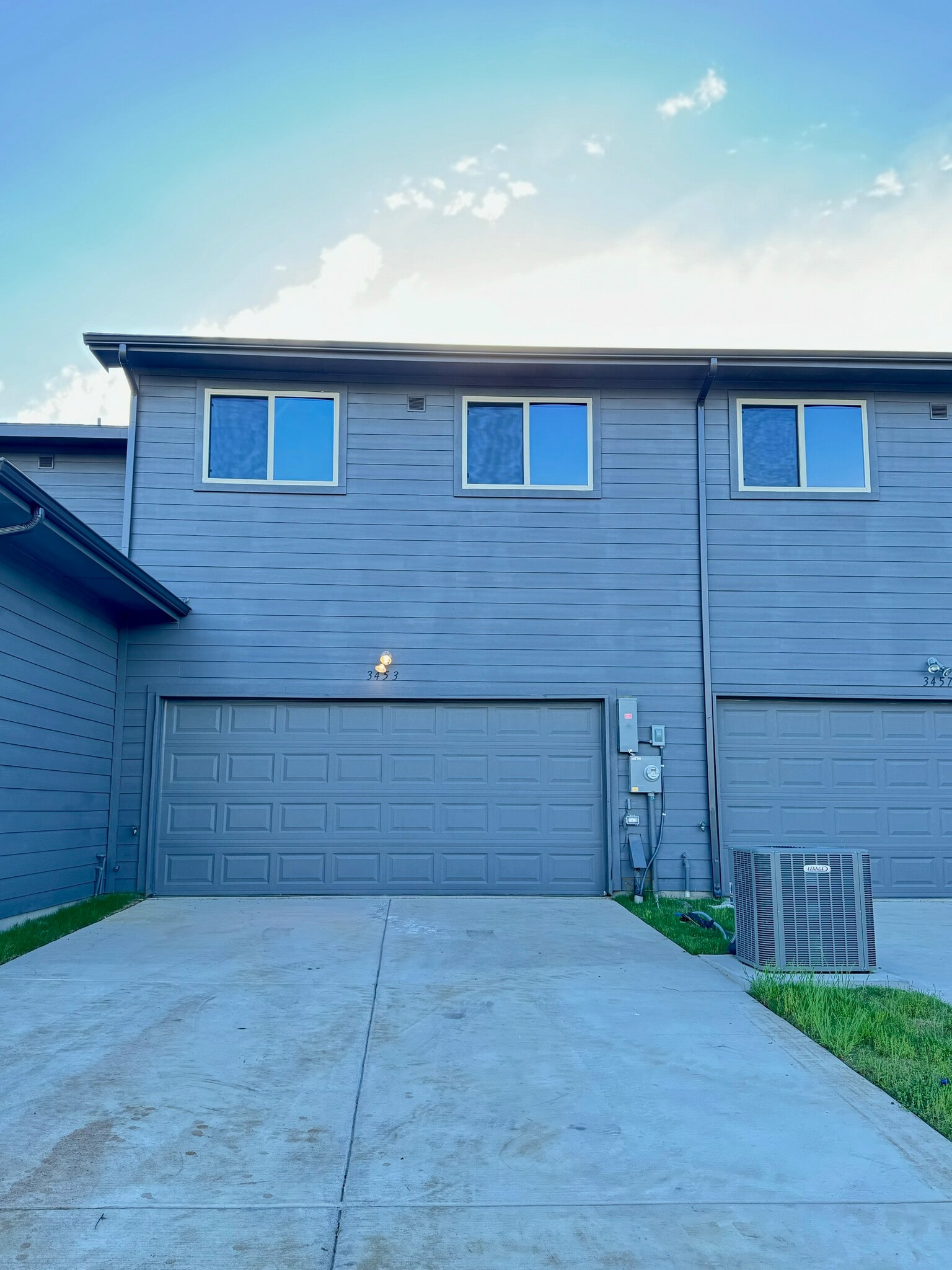 Building Photo - 3453 Solana Cir