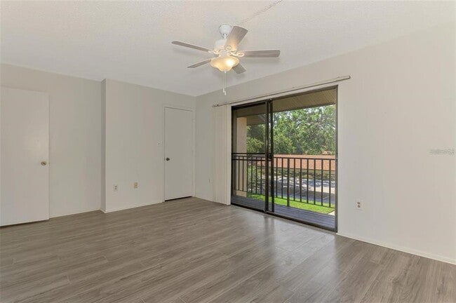 Building Photo - 935 Sunridge Way