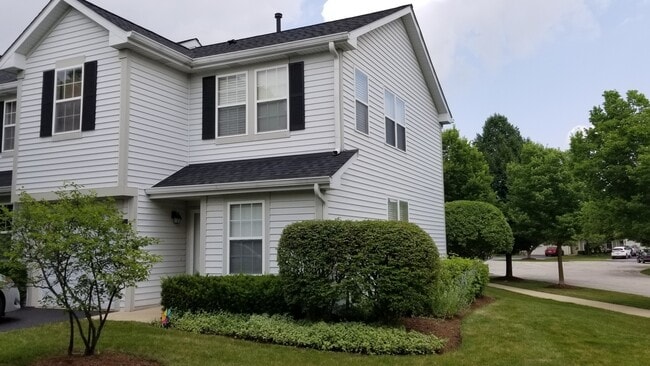 Building Photo - 1235 S Whispering Hills Dr
