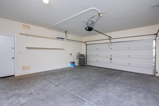 Building Photo - 41615 W Chimayo Ct