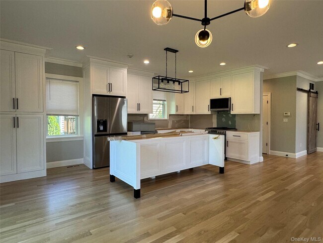 Building Photo - 1 Irving Pl