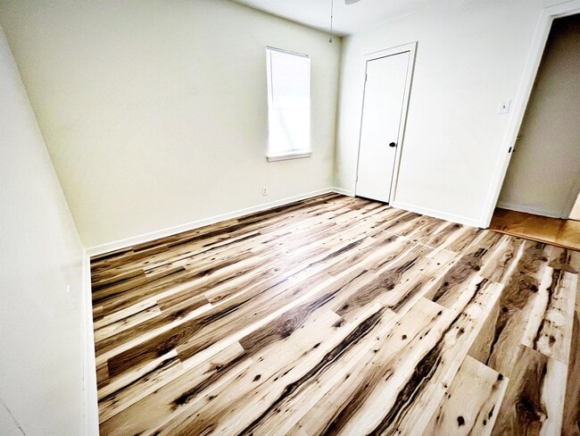 Building Photo - 2823 Amy Ln