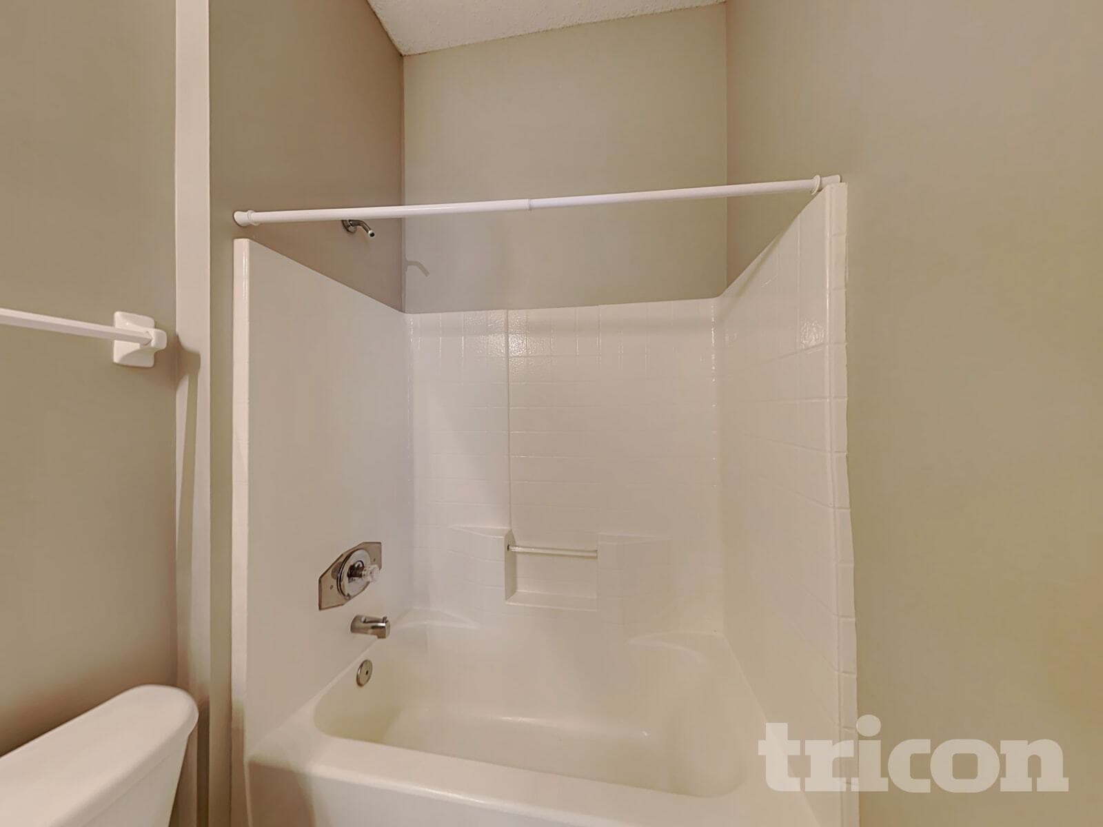 Building Photo - 2950 Bessent Rd