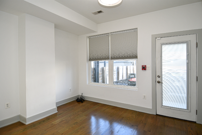 Building Photo - 1632 K St NW