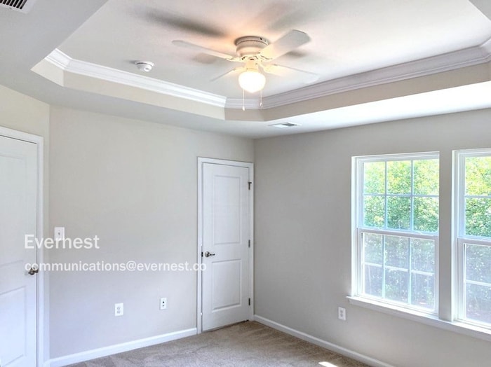 Building Photo - 8433 Devries Ln