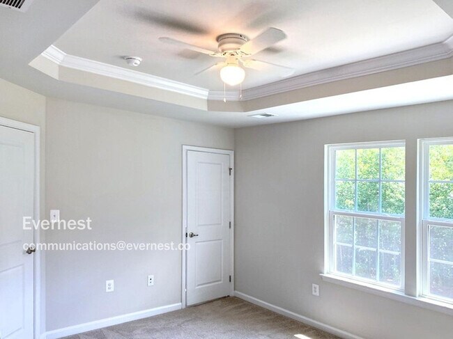 Building Photo - 8433 Devries Ln