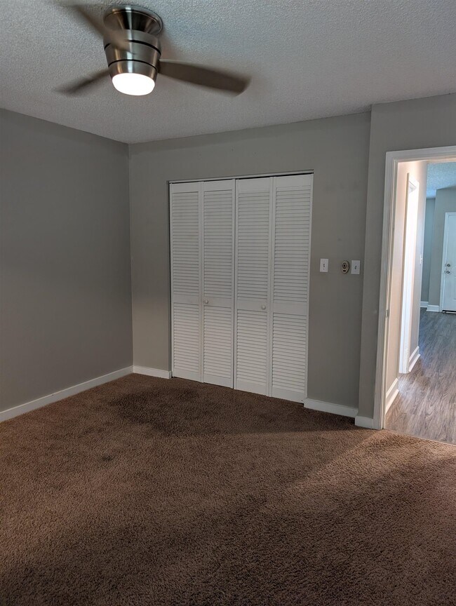 Building Photo - 447 Cactus St