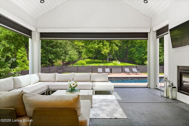 Building Photo - 14201 Reserves Cove Dr