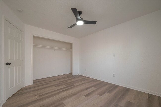 Building Photo - 3320 Hays St