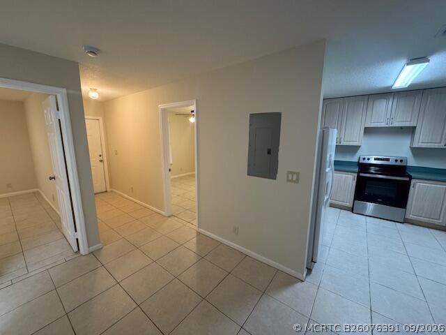Building Photo - 1568 Hawthorne Pl
