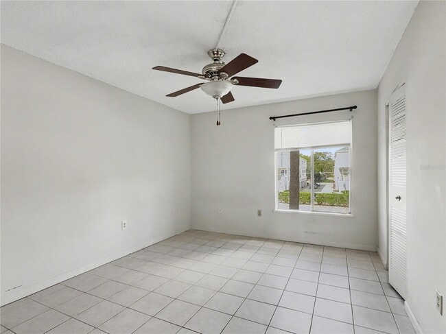 Building Photo - 598 Orange Dr