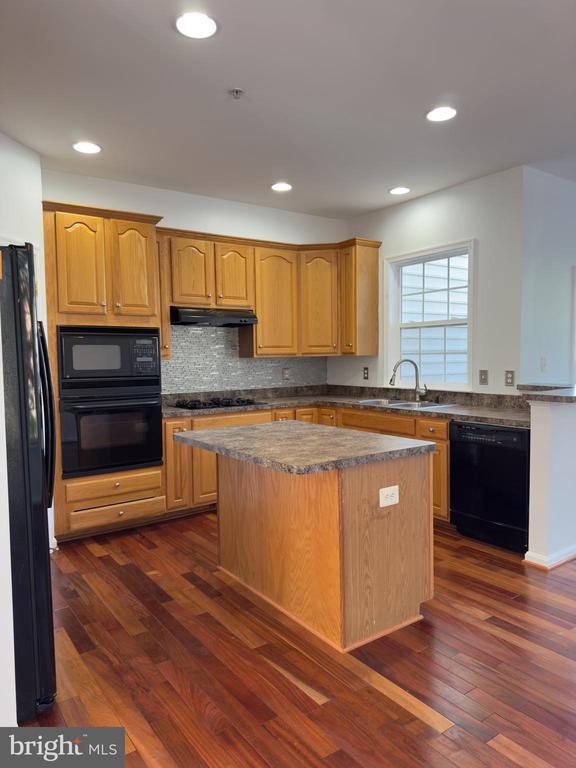 Building Photo - 12429 Gladys Retreat Cir