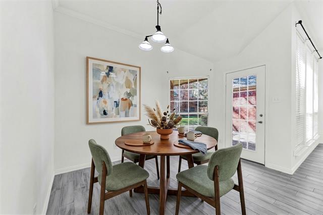 Building Photo - 1010 Westwood Ct