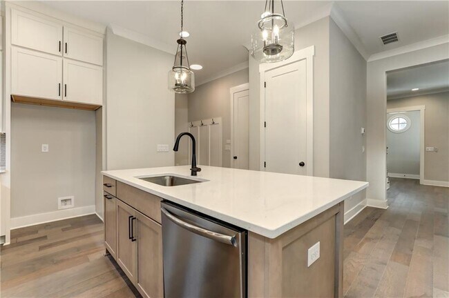 Building Photo - 1007 Fendley St