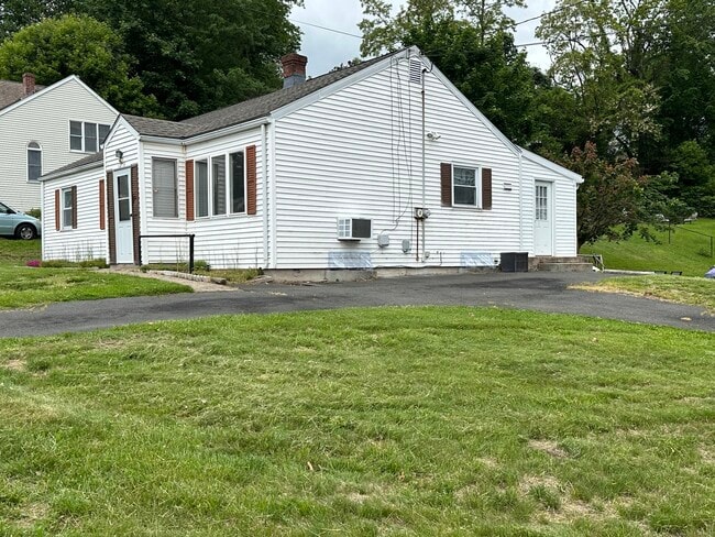 Building Photo - 1216 New Britain Ave
