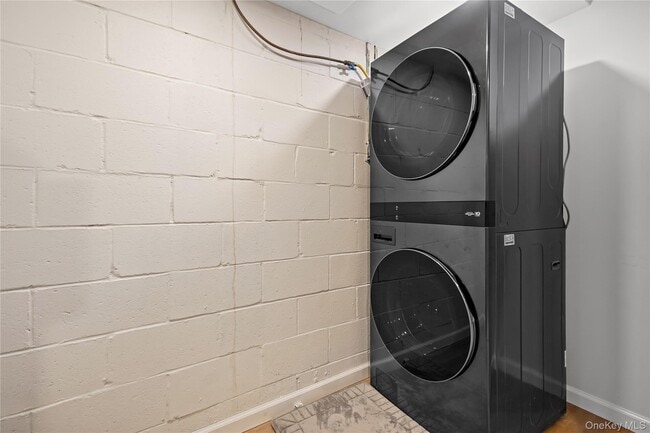 Building Photo - 37 Ridgeland Rd