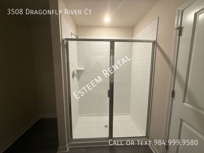 Building Photo - 3508 Dragonfly River Ct