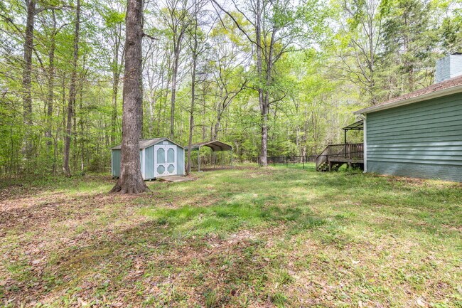 Building Photo - Private 3BR Retreat on 2 Wooded Acres in Clover with no HOA!!