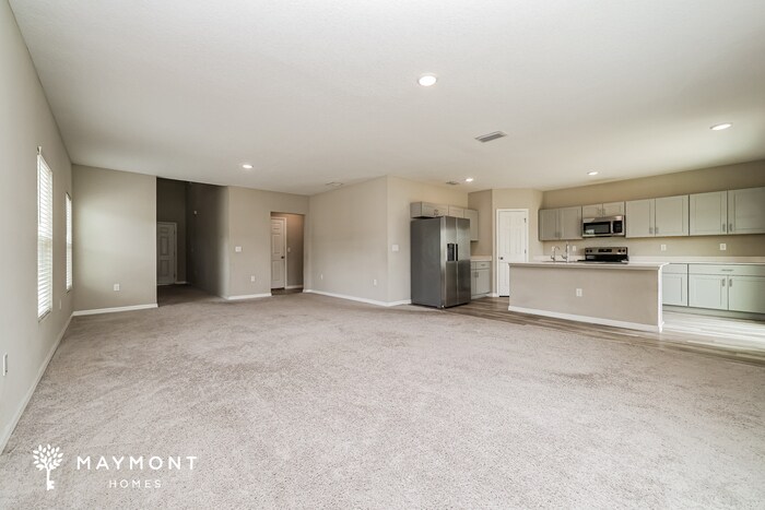 Building Photo - 12892 Tannencrest Dr