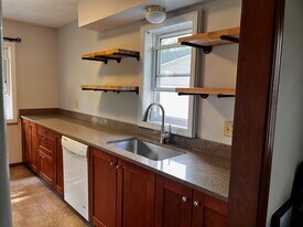 Building Photo - 4151 Rahn Rd