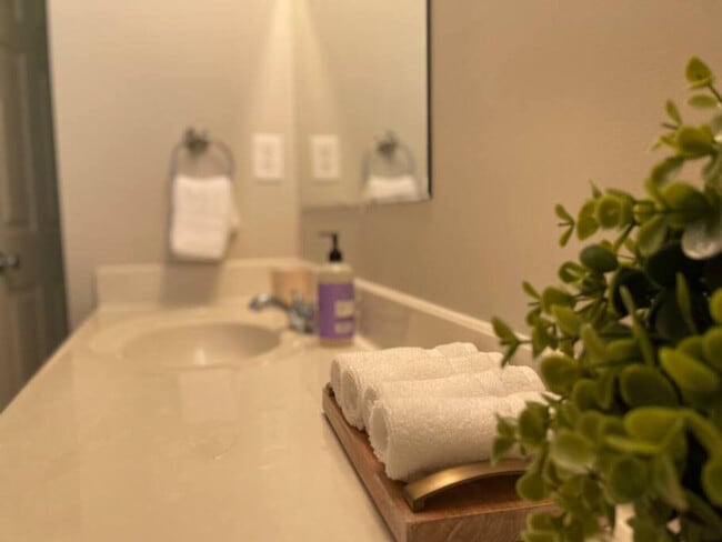 Building Photo - 3245 Clover Rd