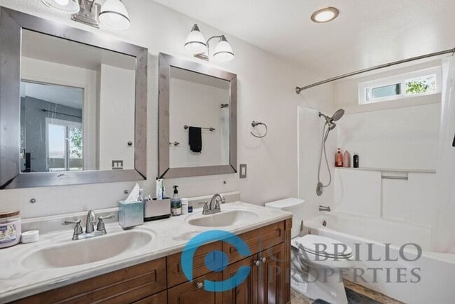 Building Photo - 11115 Affinity Ct