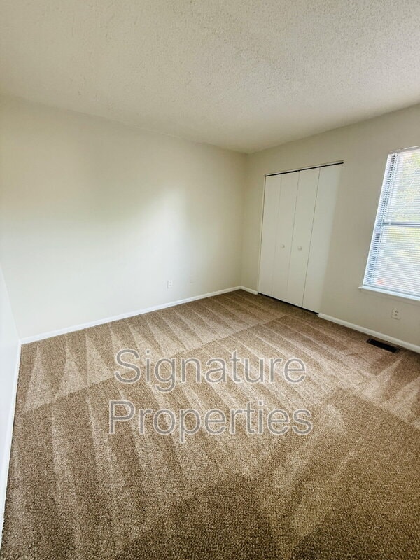Building Photo - 1006 Coastaway Dr