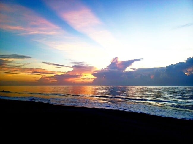 Building Photo - Vero Beach Rentals. Vero Beach Rent, LLC and Property Management Company