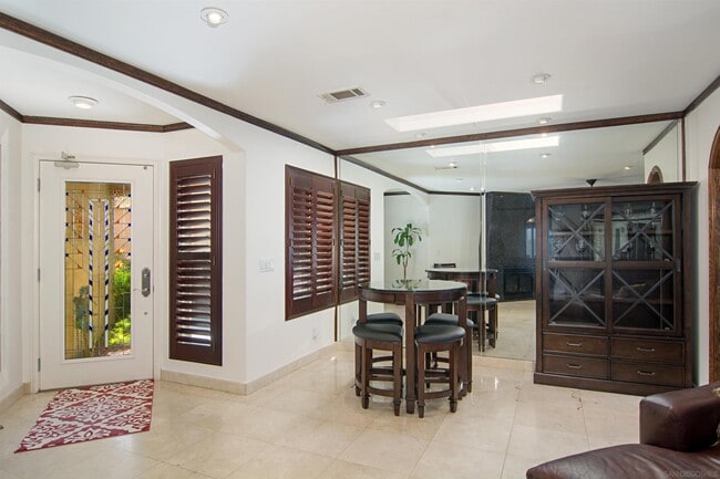 Building Photo - 20 S Cays Ct