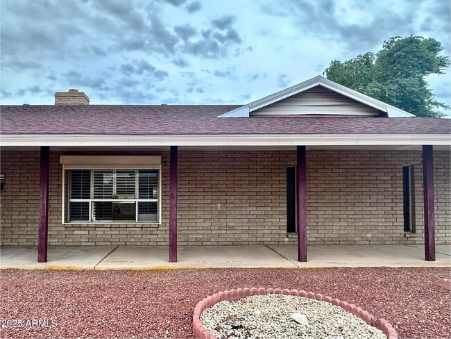 Building Photo - 5802 W Frier Dr