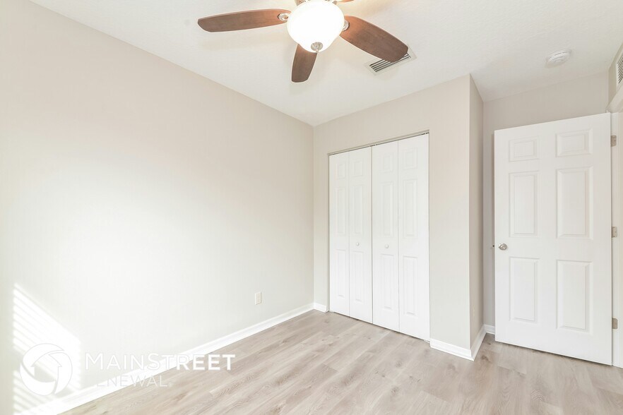 Building Photo - 1167 42nd Terrace E