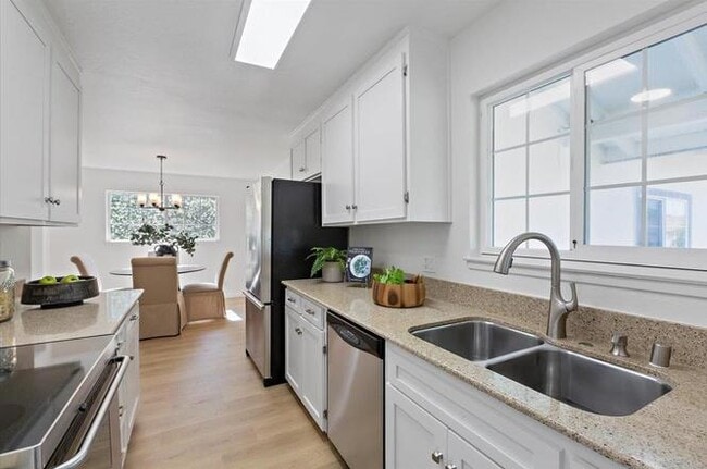 Building Photo - 1826 Ronie Way