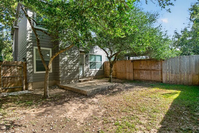 Building Photo - 38 Wineberry Pl