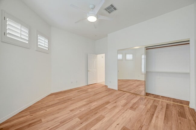 Building Photo - Canyon Ridge